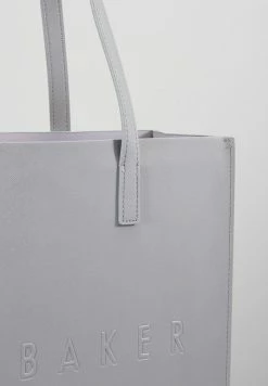 Ted Baker SOOCON - Tote Bag - Light Grey 6 Ted Baker SOOCON - Tote Bag - Light Grey -Ted BakerSales 1c0e208269df40eca2efe8f6016961ad