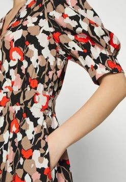 Ted Baker SKIALA - Day Dress - Lt Pink -Ted BakerSales 20a9c21c1c2a41ab8048ed0de9e27845