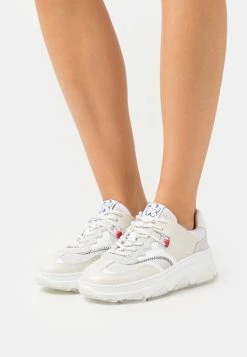 Ted Baker SABBY - Trainers - White