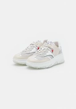 Ted Baker SABBY - Trainers - White -Ted BakerSales 387abab45bf448e1a586e26dcb447af6