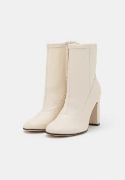 Ted Baker MARSHAH - Classic Ankle Boots - Ecru -Ted BakerSales 4bc24ec42413489a912dc1935a1dbf27