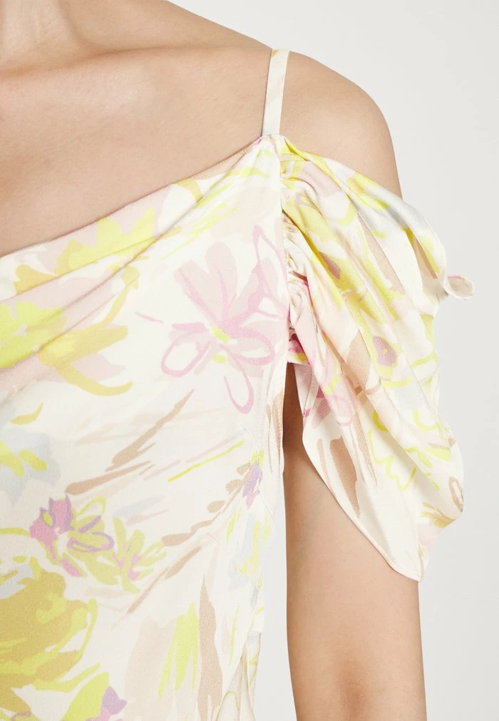 CAMILY - Cocktail dress / Party dress - white Ted Baker CAMILY - Cocktail Dress / Party Dress - White -Ted BakerSales 58d87453578d4f61ba441b7b79bafac1