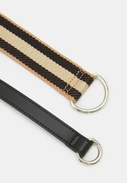 Ted Baker STELLO - Across Body Bag - Natural -Ted BakerSales 6c464c55f1e749f28ecb26a799823ae4