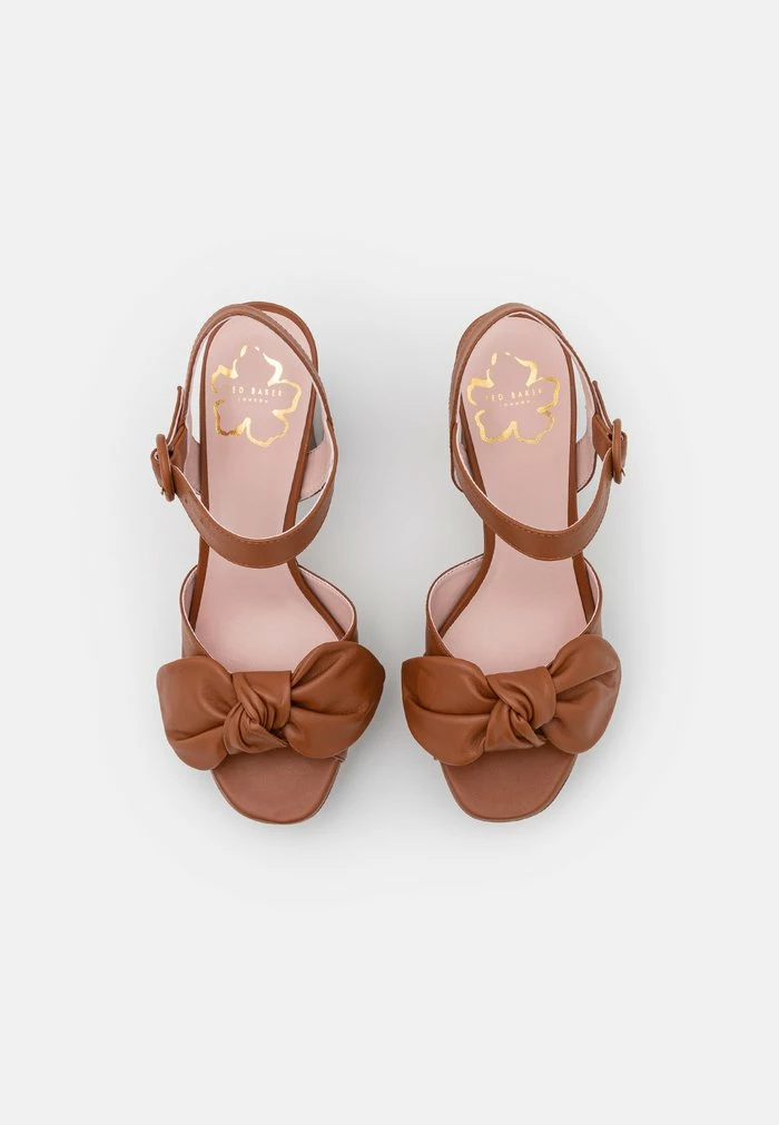 HEMYLIA - Clogs - tan Ted Baker HEMYLIA - Clogs - Tan -Ted BakerSales 826c0c7aaf204d328e1f9ba9597af40f