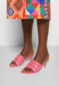 Ted Baker LYNA - T-bar Sandals - Deep Pink 2 Ted Baker LYNA - T-bar Sandals - Deep Pink -Ted BakerSales 894f4cdb2b694375971a4979b50b4d71