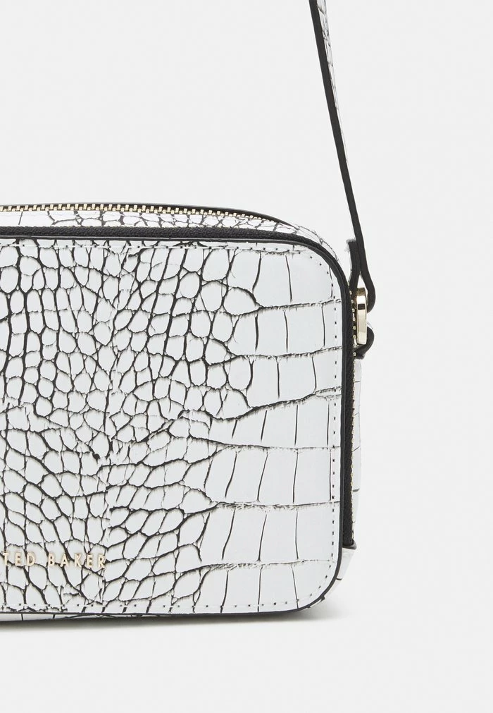 STINA - Across body bag - white Ted Baker STINA - Across Body Bag - White -Ted BakerSales 9673c1ebda25499c9f5a3b87da379cf7