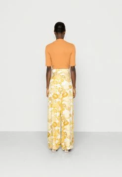 Ted Baker IDELINE - Trousers - Yellow -Ted BakerSales 96928bbedeb34975a83caf577280d1a7