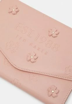 Ted Baker FELCON - Clutch - Dusky Pink -Ted BakerSales a09d6c75a20f4a538c8019822e82eaa9