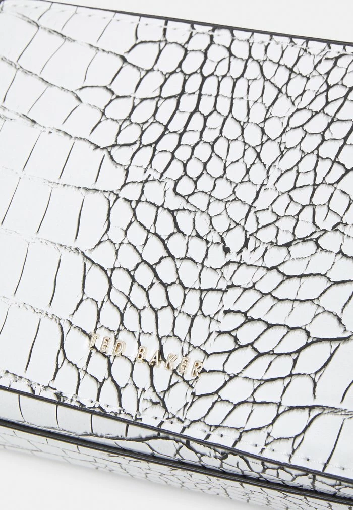 STINA - Across body bag - white Ted Baker STINA - Across Body Bag - White -Ted BakerSales a1cb8730a07f4da1b12e68a8f3d601bc