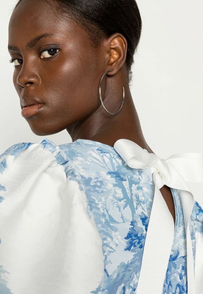 IVRIA - Blouse - white Ted Baker IVRIA - Blouse - White -Ted BakerSales a7d2046f96c344c782a72ec2667ea7ca