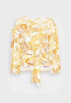 Ted Baker ADISSA - Blouse - Yellow 3 Ted Baker ADISSA - Blouse - Yellow -Ted BakerSales be940bb419b44e04856dcada6dc1ae04