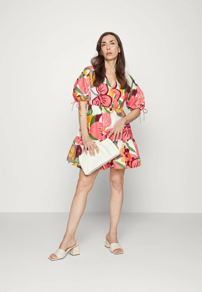 RHITAA - Day dress - white Ted Baker RHITAA - Day Dress - White -Ted BakerSales c652a86ed9604e96935b5923098f3aae