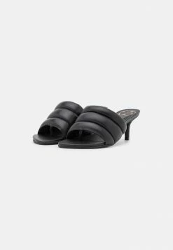 Ted Baker LYNA - T-bar Sandals - Black -Ted BakerSales c9a322a12cb84b5caba8796f7d5f4cef