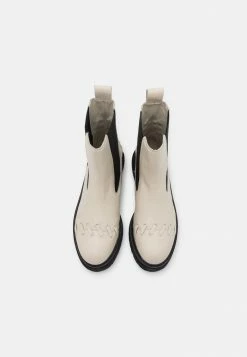 Ted Baker LUKKI - Classic Ankle Boots - Natural -Ted BakerSales cb1e58fcd3274d579f378fd1f96a0cca