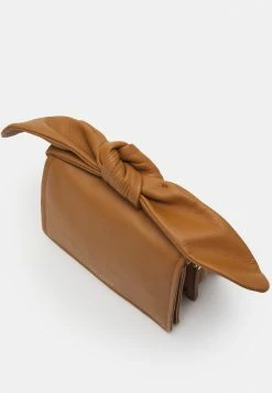 Ted Baker NIYAH - Across Body Bag - Tan -Ted BakerSales d03916f9059449ba9e5b4b6d4b721cd7