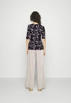 Ted Baker JAZZAA - Print T-shirt - Navy -Ted BakerSales d271be7301eb49a6b58299d4ee8ac32e