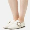 Ted Baker AYBILIN - Slip-ons - Ecru
