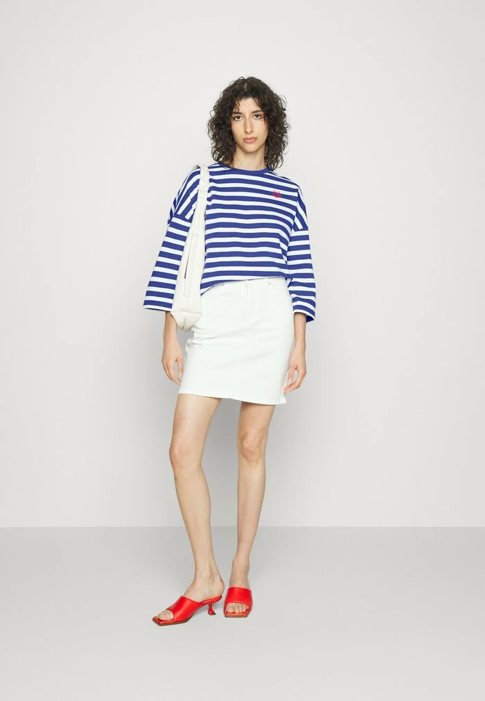 MMORRA - Print T-shirt - blue Ted Baker MMORRA - Print T-shirt - Blue -Ted BakerSales efce354b157843e6b409bca8add3af9c