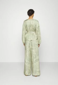 Ted Baker WYNTIR - Trousers - Mid Green -Ted BakerSales f6be6a0204bd432bb38b5f15ed30be09