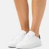 Ted Baker KIMMII - Trainers - White/black